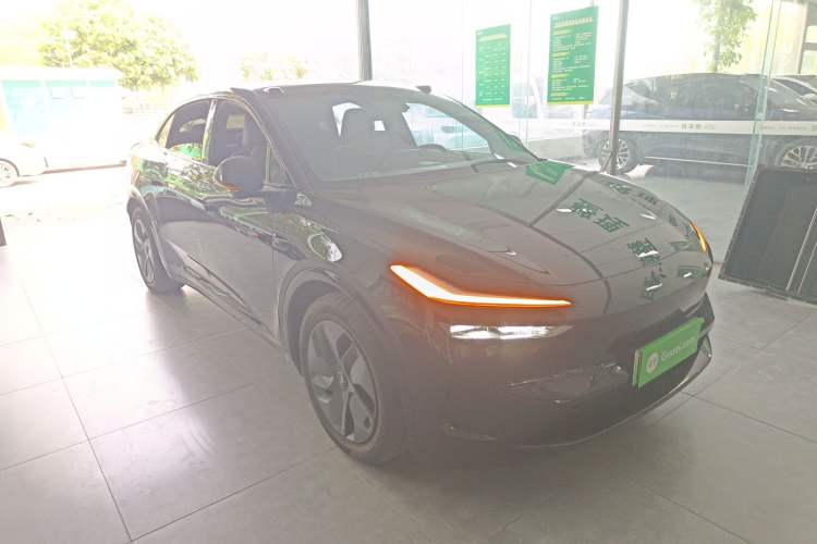 Used ONVO L60 2024 60 kWh Rear-Drive Version
