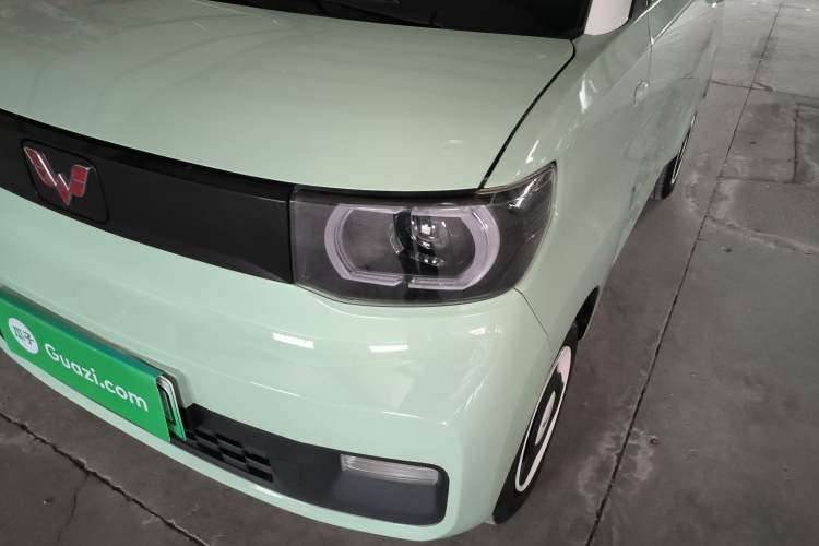 Used Wuling Hongguang MINIEV 2021 Macaron Fashion Model Lithium Iron Phosphate Left Front Headlight