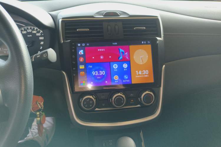 Used Nissan Tiida 2024 1.6L CVT Cool Dynamic Edition Audio And AC Panel