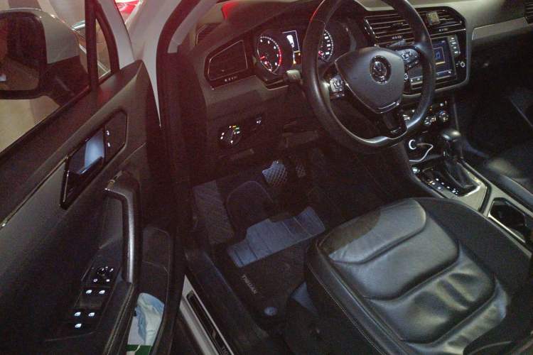 Used Volkswagen Tiguan L 2018 330TSI Automatic Two-Wheel Drive Comfort Edition