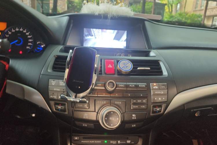 Used Honda Crosstour 2012 2.4L Prestige Edition Audio And AC Panel