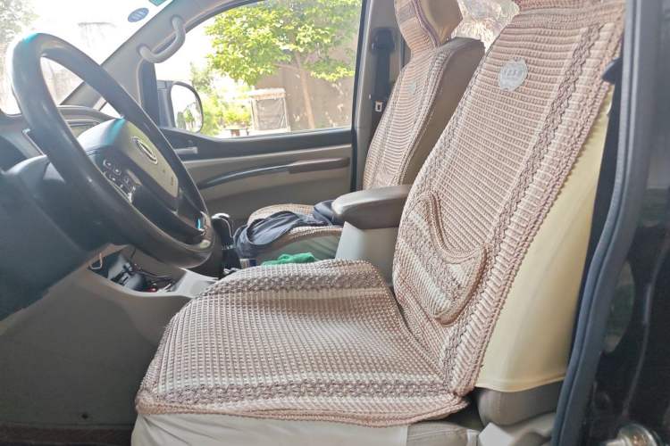 Used FORTHING Lingzhi 2018 M5 1.6L 7-Seater Luxury Model
