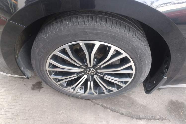 Used Volkswagen Phideon 2021 380TSI Luxury Edition