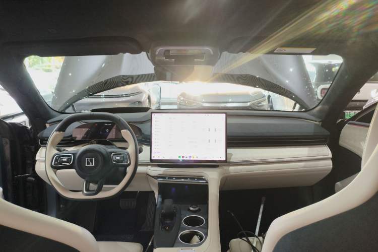 Used Zeekr 001 2026 Model 103° Four-Wheel Drive Ultra Version Headliner