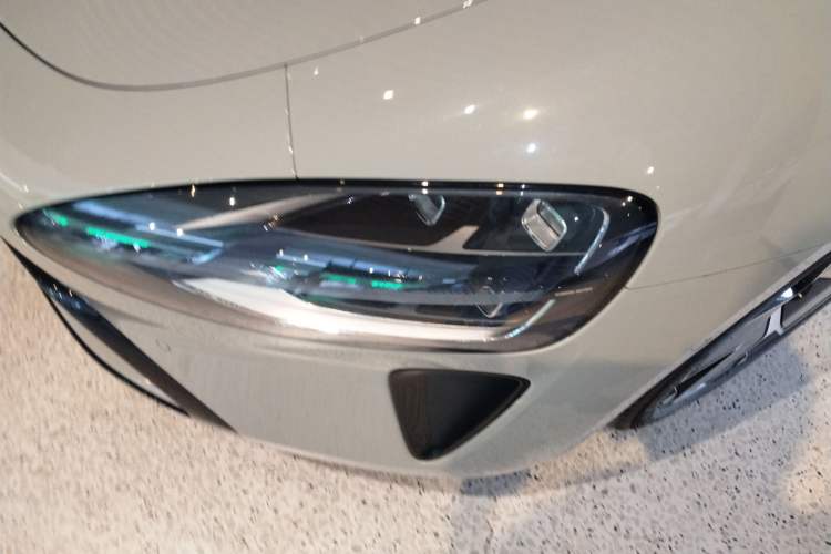 Used Xiaomi Auto SU7 2024 Rear-Drive Long-Range Intelligent Driving Version
