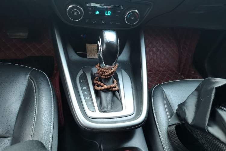 Used Ford Escort 2015 1.5L Automatic Fashion Model