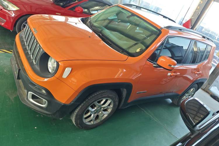 Used Jeep Renegade 2018 Connected Large Screen Version 180T Automatic High-Energy Edition
