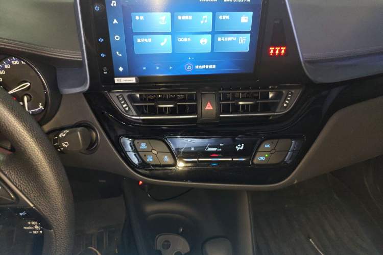 Used Toyota IZOA 2021 2.0L Enjoy Edition Audio And AC Panel