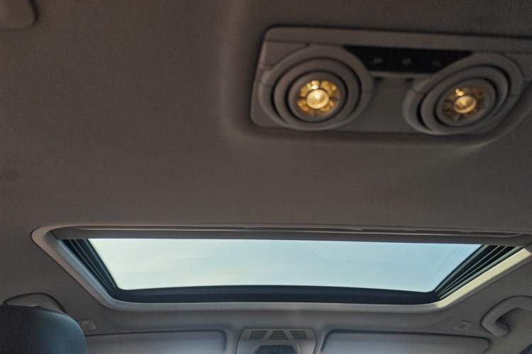 Used BMW 3 Series 2015 320Li Luxury Design Package Premium Edition
