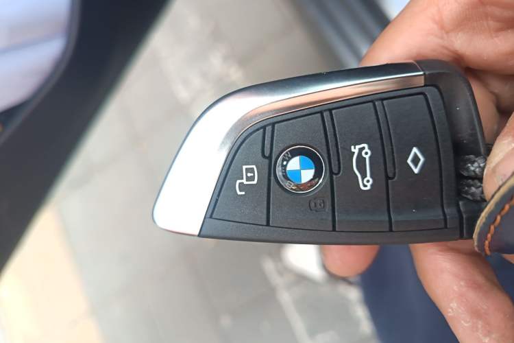 Used BMW 3 Series 2023 325Li M Sport Package
