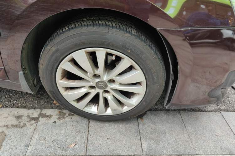 Used Citroen C-Quatre 2013 Sedan 1.6L Automatic Prestige Model Right Front Wheel Hub