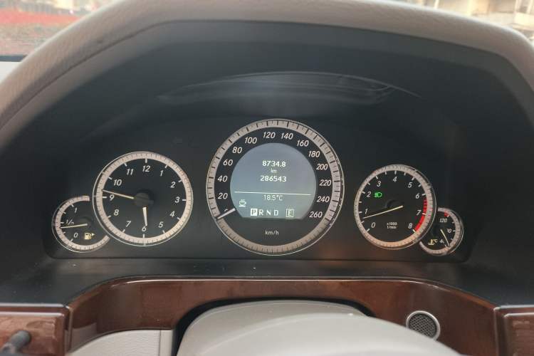 Used Mercedes-Benz E-Class 2011 E 200 L CGI Elegant Model
