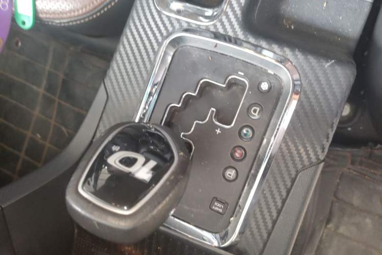 Used Geely Auto Vision 2016 1.5L Automatic Happiness Edition Gear Lever