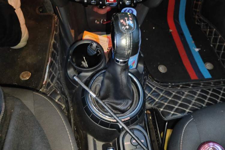 Used MINI 2014 1.5T COOPER Fun
