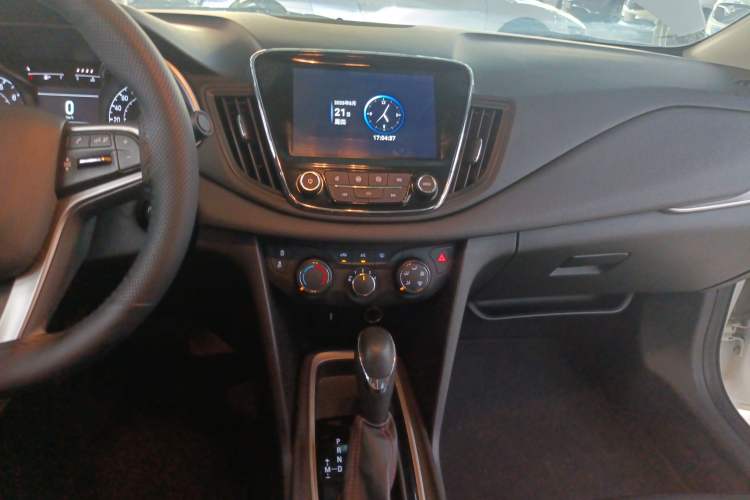 Used Chevrolet Monza 2020 Light Hybrid Redline 320T Dual-Clutch Thrilling Edition