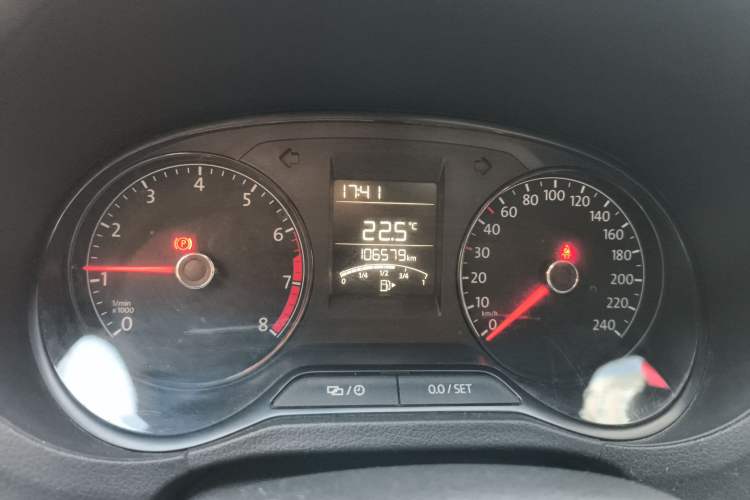 Used Volkswagen Polo 2016 1.4L Manual Fashion Model
