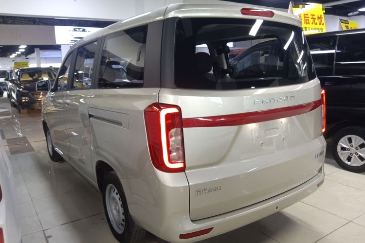 Used Dongfeng Fengon 380 2022 1.5L Standard Edition 7-Seater Passenger Vehicle