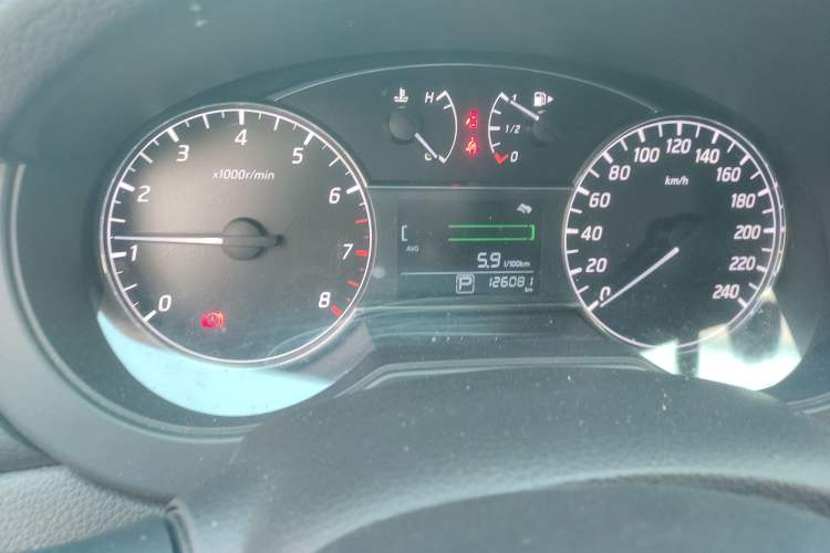 Used Nissan Tiida 2019 1.6L CVT Cool Edition China VI Standard Instrument Cluster