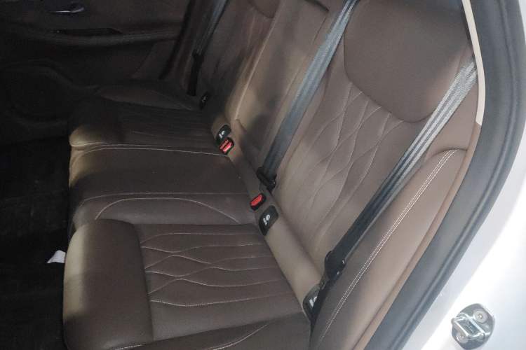 Used Chery Arrizo 8 2023 High-Performance Edition 2.0T DCT Powerfully Equipped