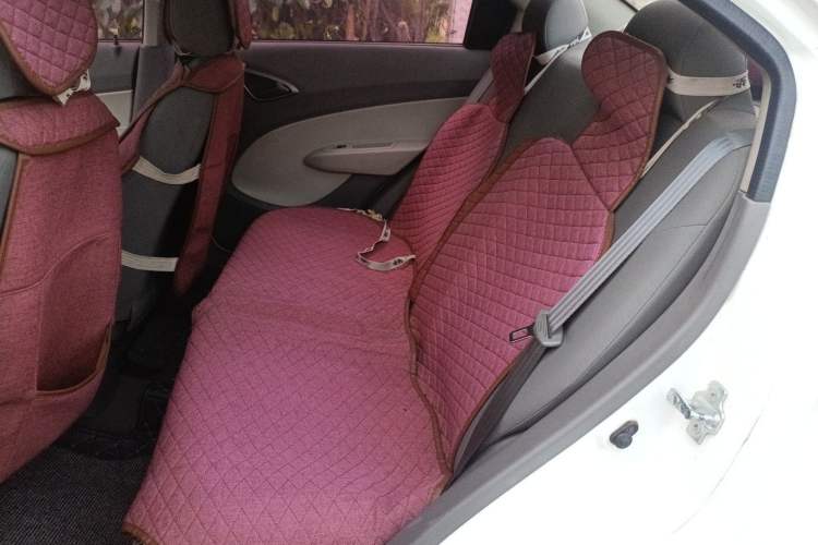 Used Chevrolet Sail 2011 Sedan 1.4L AMT Happiness Edition