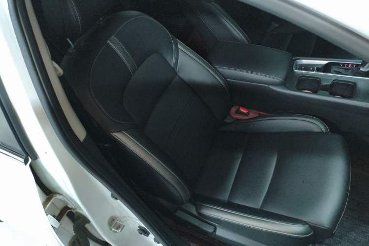 Used Nissan Sylphy 2023 1.6L CVT Enjoyment Edition Right Front Seat