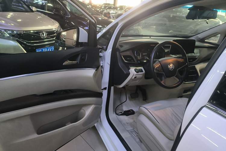 Used Buick GL8 2022 Land Business Class 652T Luxury Model