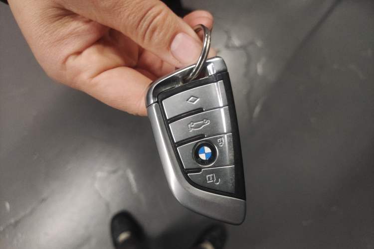 Used BMW 7 Series 2018 730Li Luxury Model Excellence Package Vehicle Key