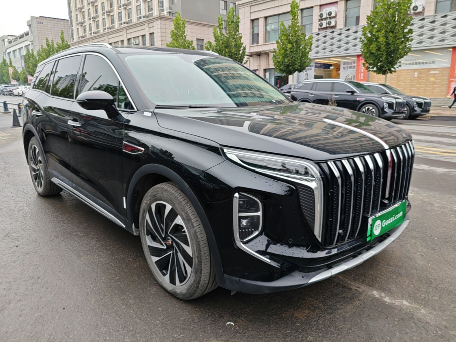 Hongqi HS7 PHEV 2024 2.0T PHEV Four-Wheel Drive Flagship Edition 6 Seats — снимка 3