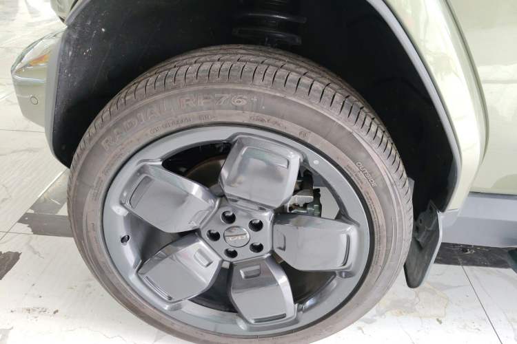 Used iCAR V23 2025 501 Four-Wheel Drive Intelligent Driving Version
