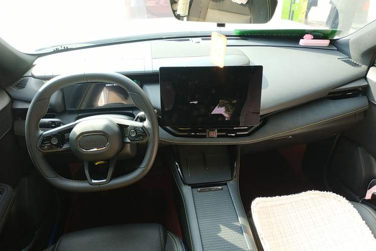 Used Lynk & Co 06 2025 Renew 1.5T Halo
