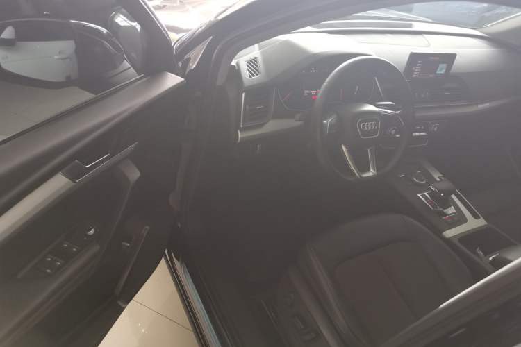 Used Audi Q5L 2020 Revised 40 TFSI Prestige Edition Driver Seat