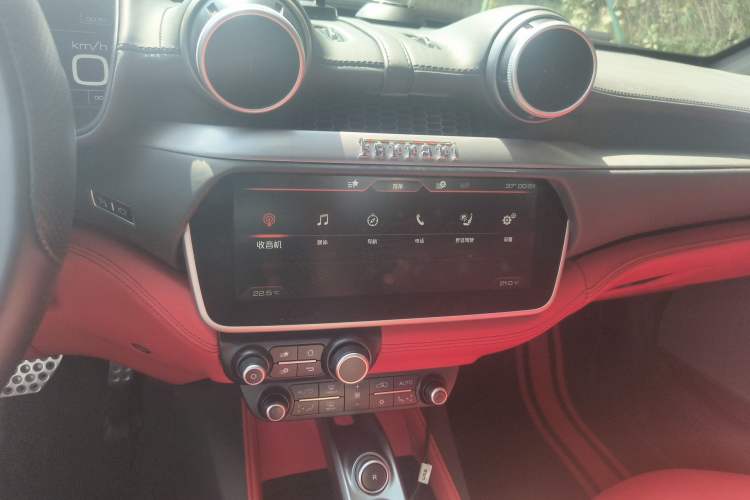 Used Ferrari Portofino 2018 3.9T Audio And AC Panel