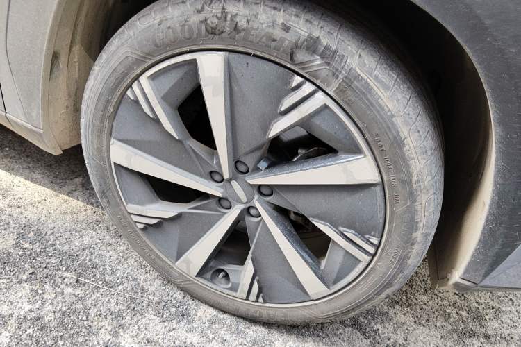 Used Geely Auto FX11 2023 2.0TD DCT Flagship Version
