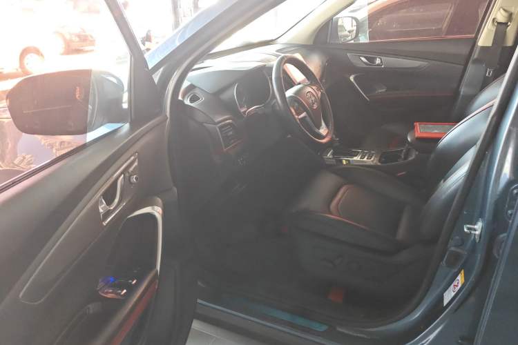 Used CHANGAN CS55 2017 1.5T Automatic Showoff Model
