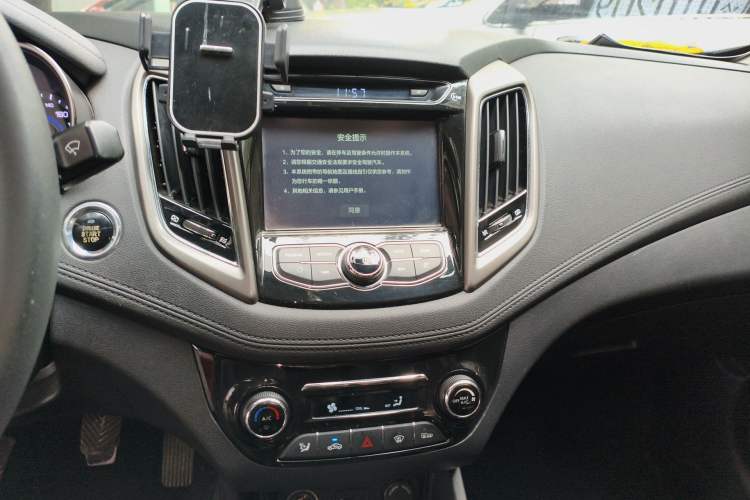 Used CHANGAN Eado 2016 1.6L GDI Manual JingShang Model Audio And AC Panel