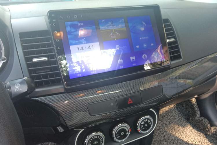 Used Mitsubishi Lancer EX 2013 Fashion Edition 1.8L CVT Comfort Version
