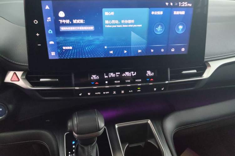 Used Toyota SIENNA 2023 2.5L Hybrid Deluxe Edition
