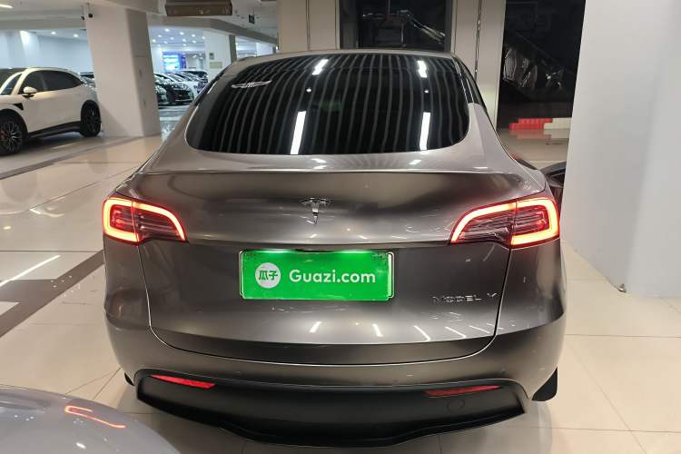 Used Tesla Model Y 2022 Rear-Wheel-Drive Version