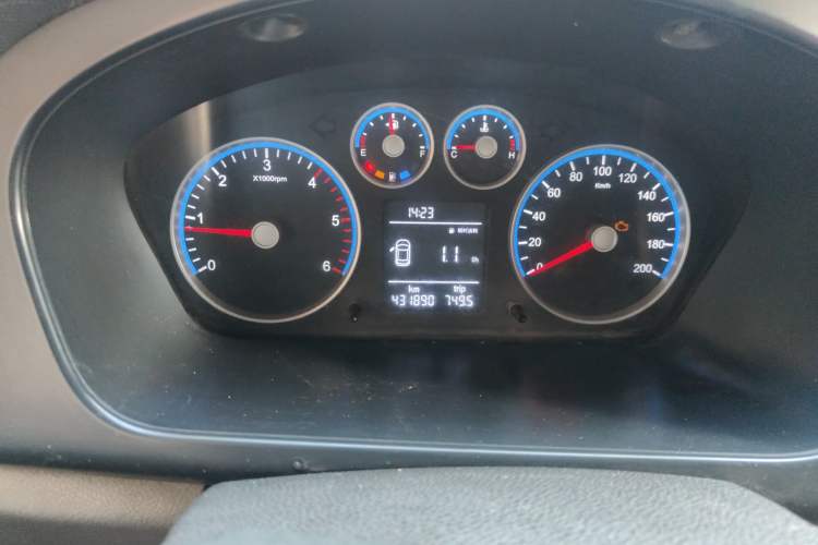 Used Foton Toano 2017 2.5T E Commercial Version Long Wheelbase 4J25TC3