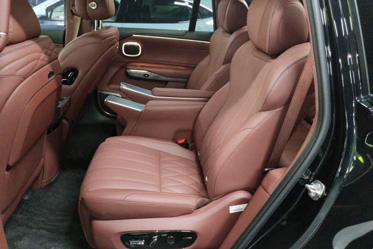 Used Hyptec HL 2025 700 Ultra Six-Seater All-Wheel-Drive LiDAR Version
