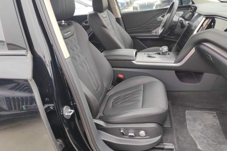 Used Hongqi HS7 PHEV 2024 2.0T PHEV Four-Wheel Drive Flagship Edition 6 Seats
