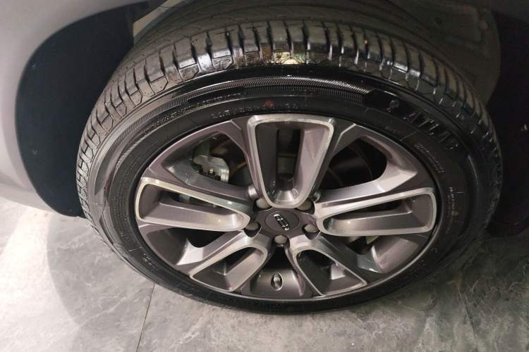 Used Geely Auto icon 2020 1.5TD i9 BSG Left Front Wheel Hub