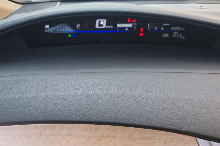 Used Honda Jade 2016 1.8L Automatic Comfort Elite Version 5 Seats Instrument Cluster