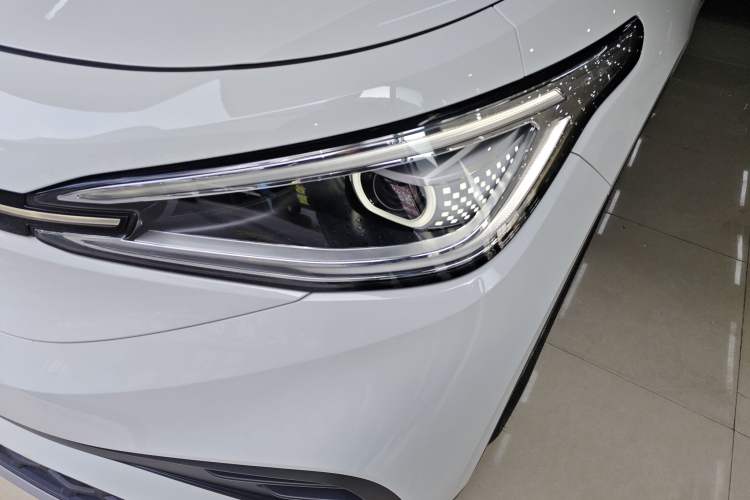 Used Volkswagen ID.4 X 2024 Pure & Smart Edition Left Front Headlight