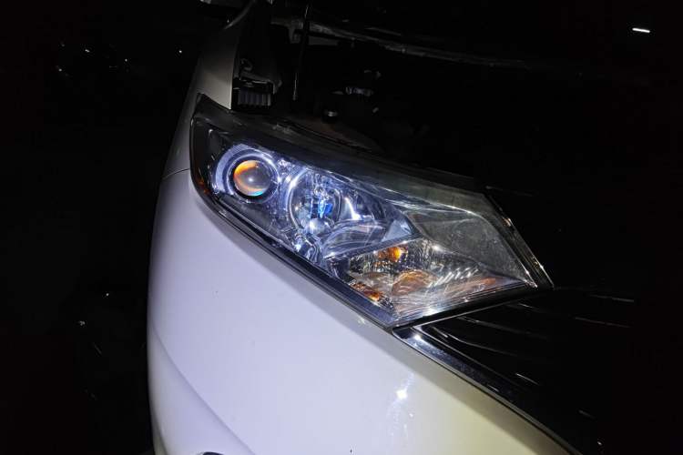 Used Nissan Quest 2013 3.5L SL
