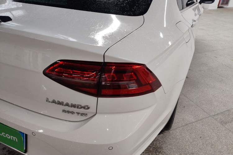 Used Volkswagen Lamando 2021 280TSI DSG Comfort Edition
