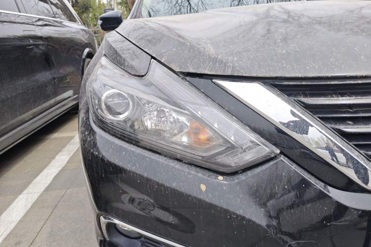 Used Nissan Teana 2016 2.0L XL Comfort Edition Right Front Headlight