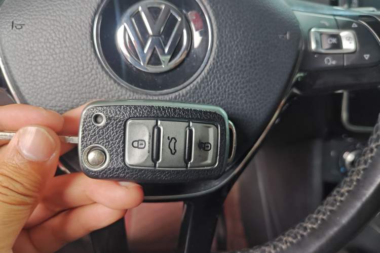 Used Volkswagen Polo 2018 1.5L Automatic Enjoyment Model
