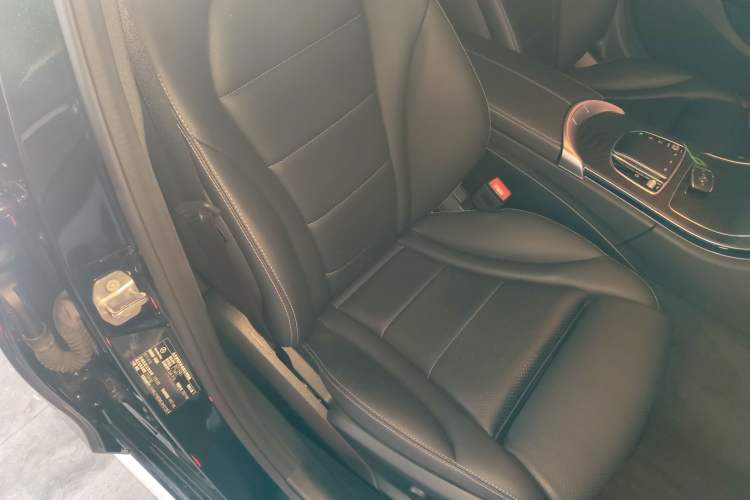 Used Mercedes-Benz C-Class 2021 C 260 L Sport Edition Star Collection Right Front Seat