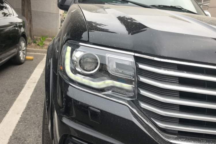 Used Lincoln Navigator 2016 3.5T AWD Right Front Headlight